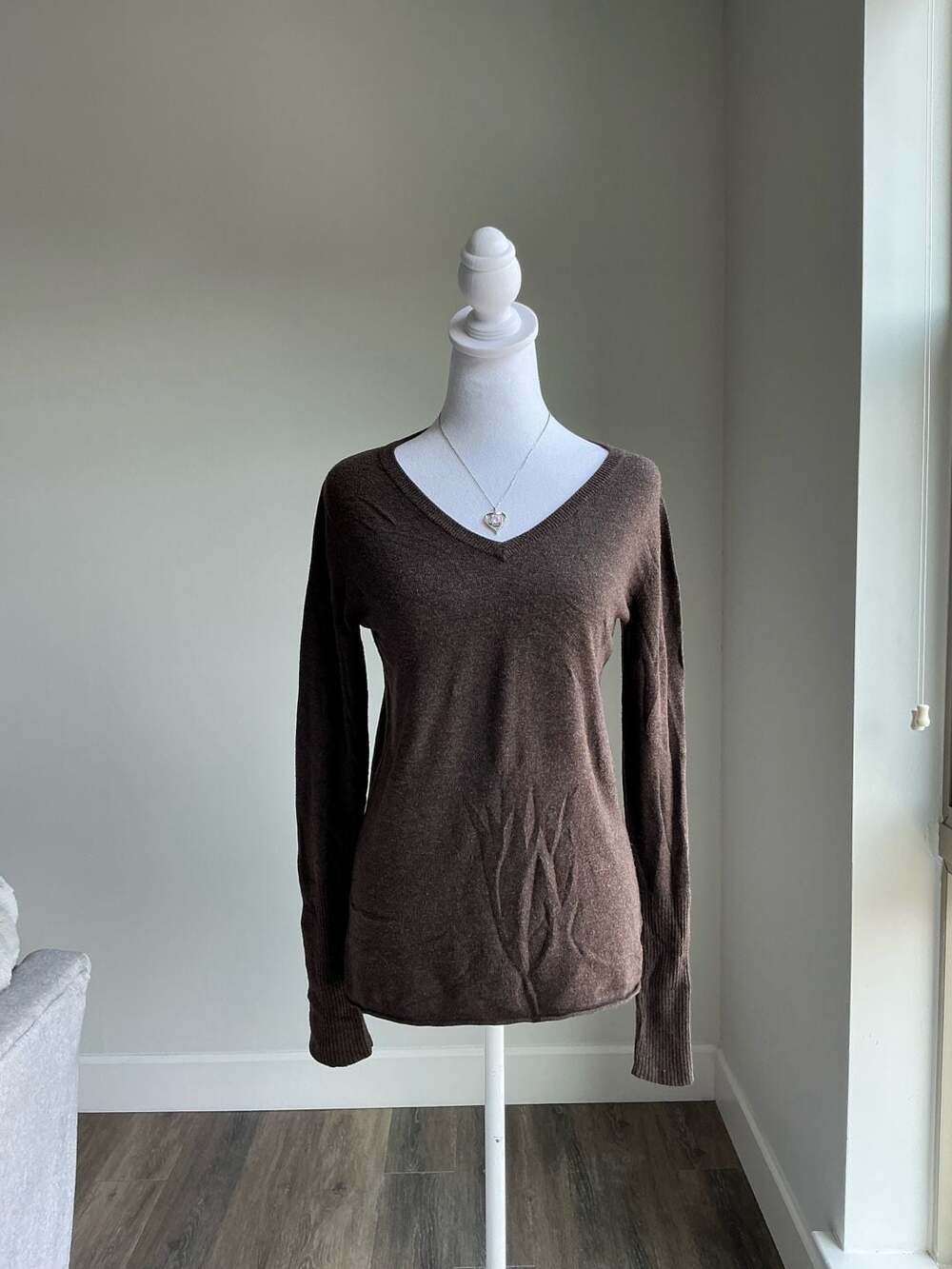 VTG 2000s Mossimo Brown V-Neck Sweater Size Small